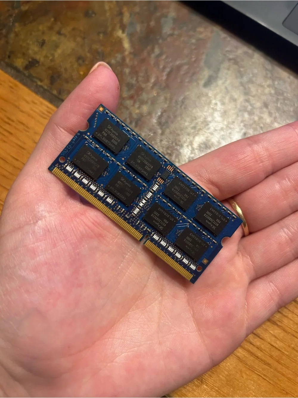 DDR3 PC3L-12800S Laptop RAM Memory 4GB